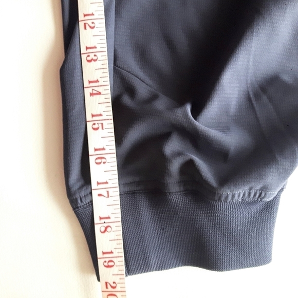 2/$35 Sale Climalite ADIDAS athletic/hiking cropped pants. Like New Sz 6  Bl/Gry - Picture 11 of 12